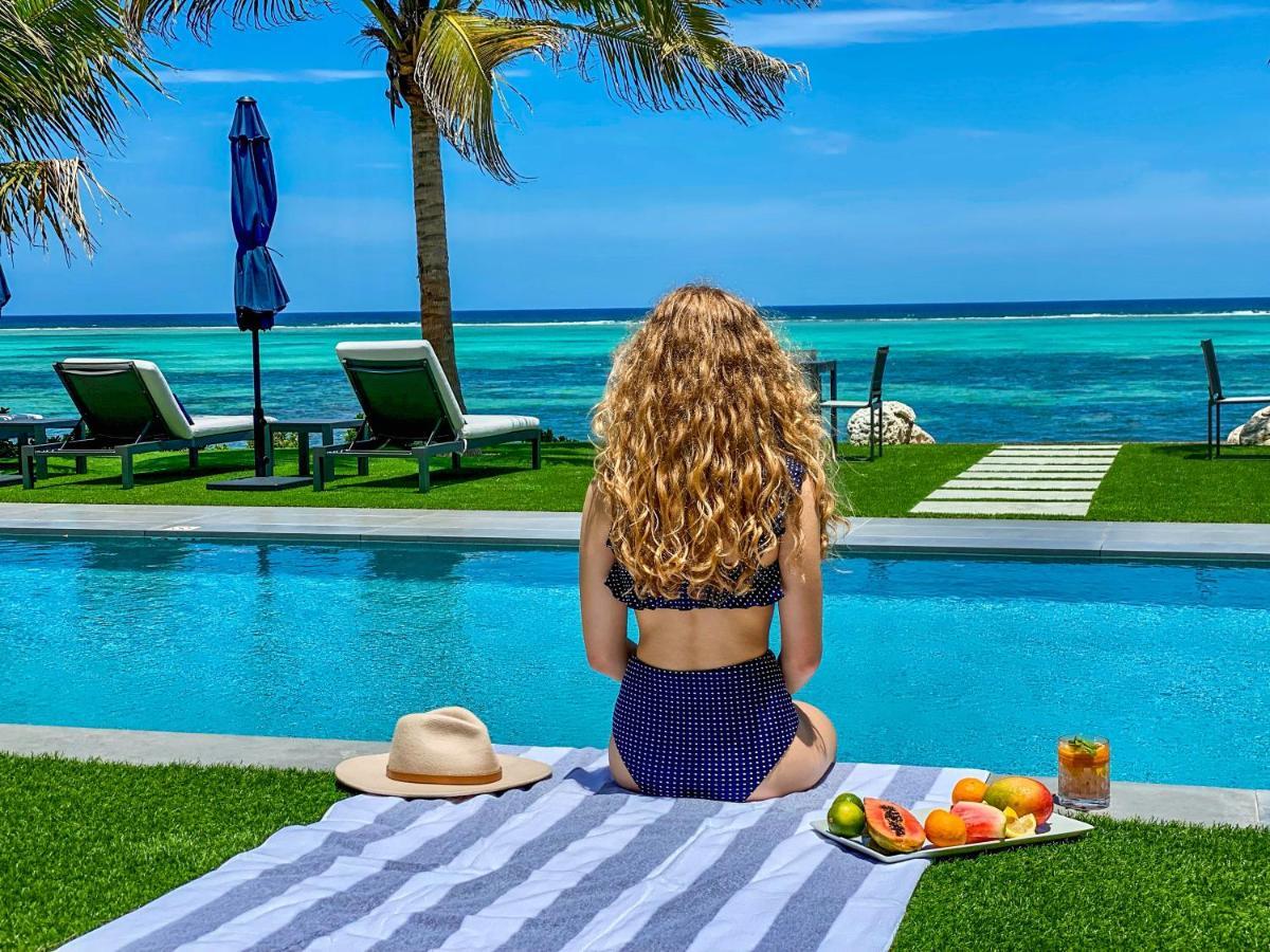 Black Urchin Boutique Resort Bodden Town Eksteriør billede