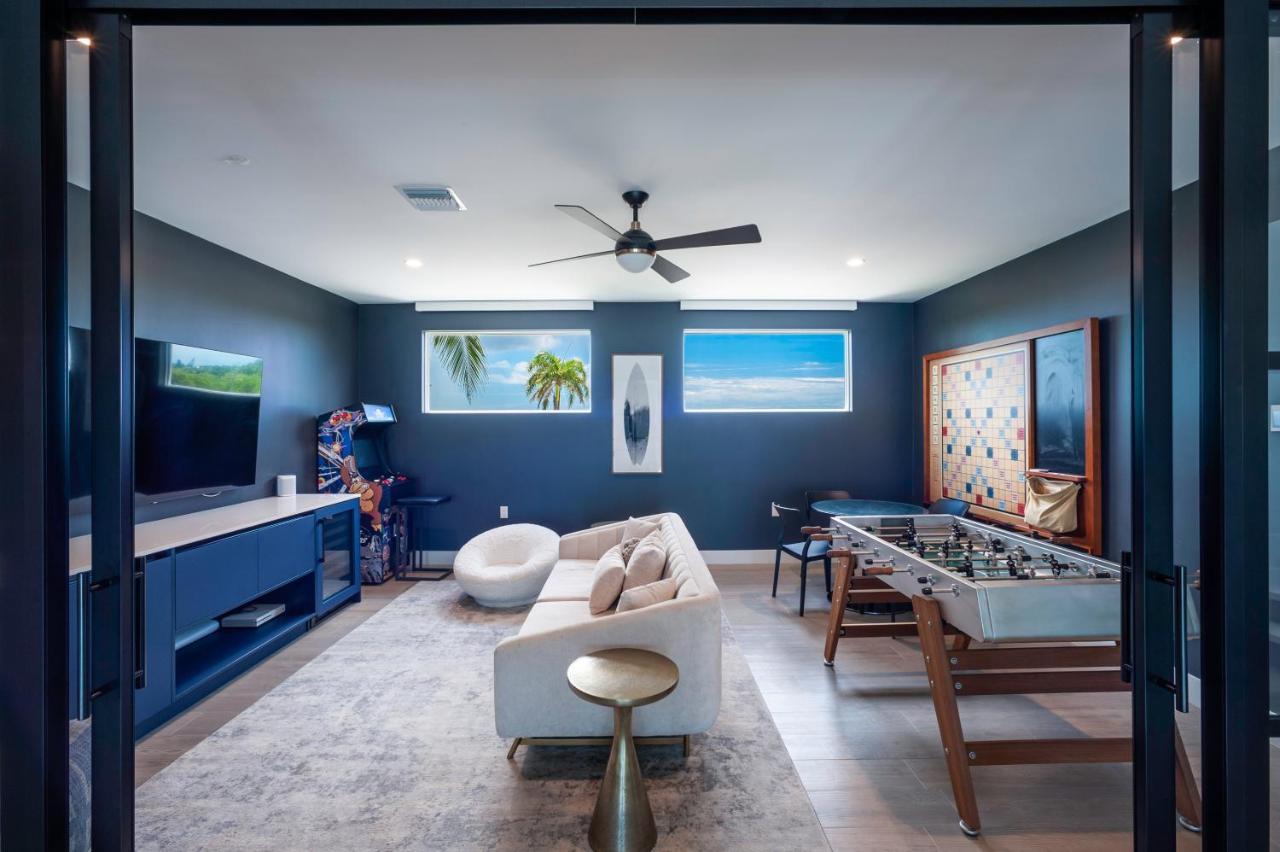 Black Urchin Boutique Resort Bodden Town Eksteriør billede