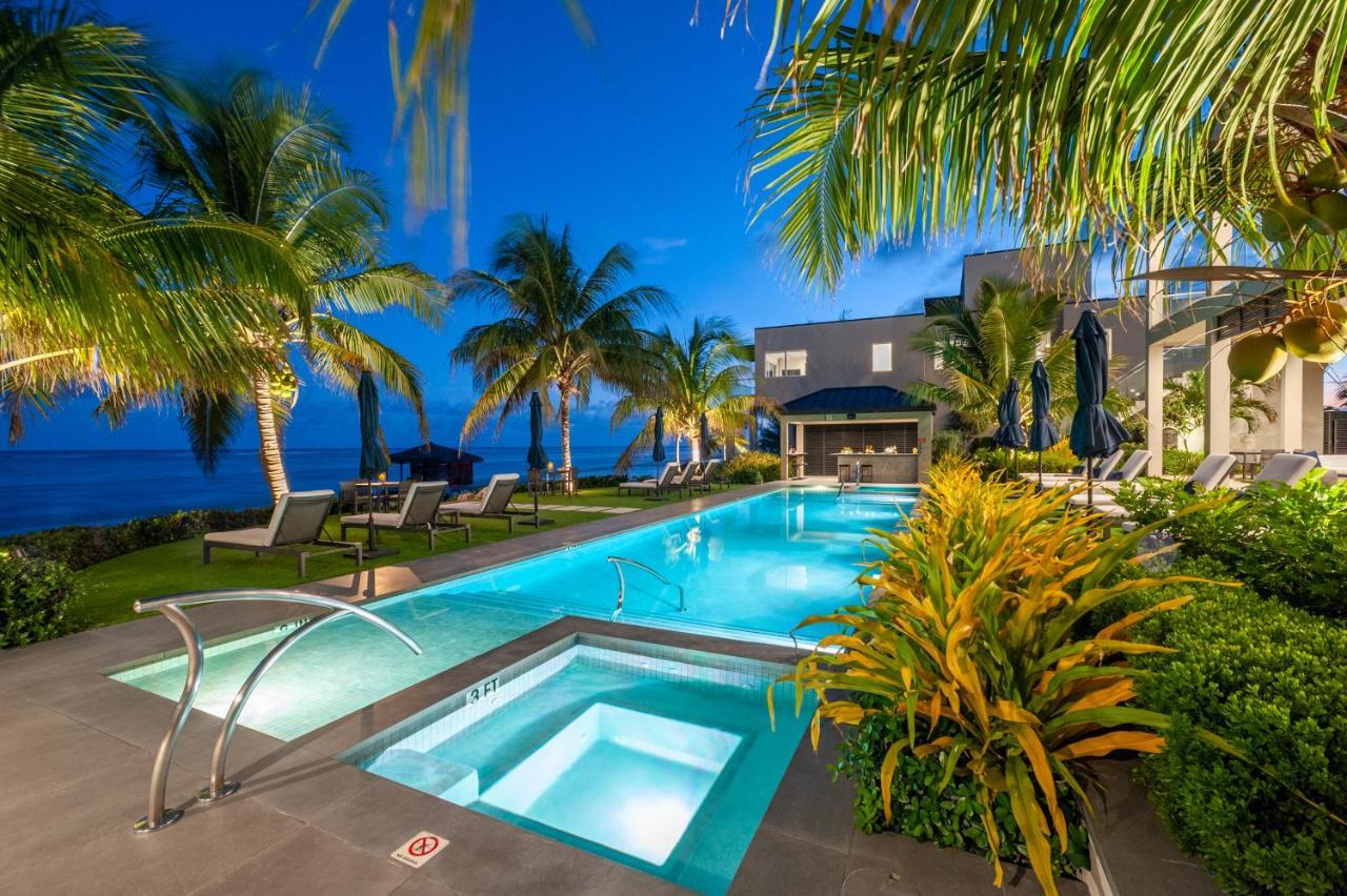 Black Urchin Boutique Resort Bodden Town Eksteriør billede